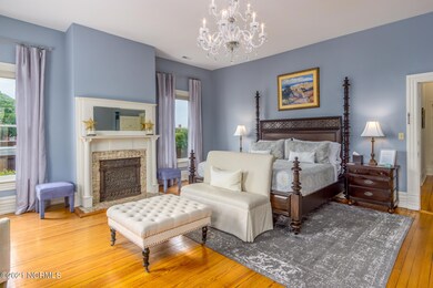220 Pollock St New Bern NC 28560