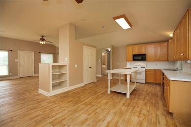 4900 County Road 392, Alvin, TX 77511 - photo 7