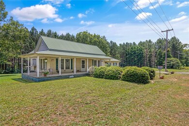 703 Central St, Iva, SC 29655 - photo 2