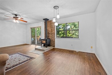 9 Folkingham Ln, Bella Vista, AR 72715 - photo 6