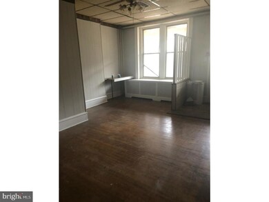 433 W Bringhurst St unit 1 FLR, Philadelphia, PA 19144 - photo 4