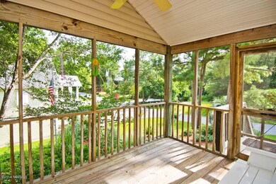 Wonderful screened porch!
