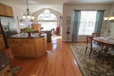 5296 Green Lawn Dr, Macungie, PA 18062 - photo 5