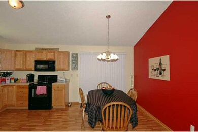 2628 Shadow Creek Ln, Des Moines, IA 50320 - photo 2