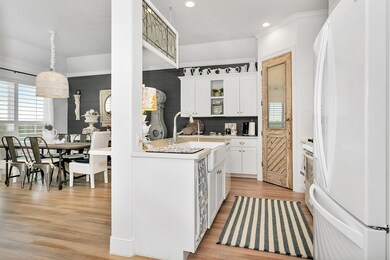 1705 Cherrywood Dr, Fredericksburg, TX 78624 - photo 5