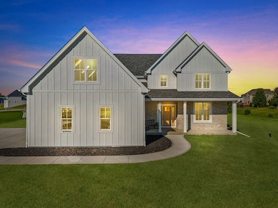 W276N8387 Marshall Dr, Hartland, WI 53029 - photo 6