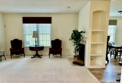 840 S Fieldcrest Ct, Bloomington, IN 47401 - photo 4