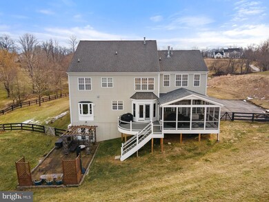 18181 Oak Ridge Dr, Purcellville, VA 20132 - photo 3