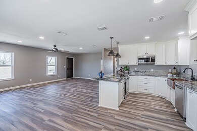 10262 Twin Lakes Ln, San Angelo, TX 76904 - photo 5