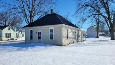 903 W Race St, Portland, IN 47371 - photo 3