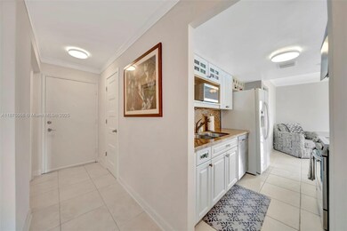 126 Golden Isles Dr unit 43A, Hallandale Beach, FL 33009 - photo 3