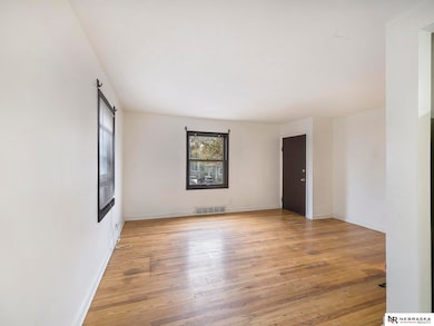 4520 Lafayette Ave, Omaha, NE 68132 - photo 4