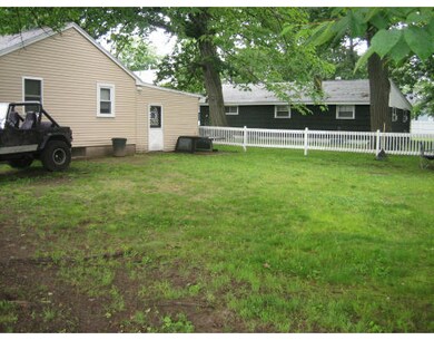 109 Sears Island Dr, Worcester, MA 01606 - photo 5