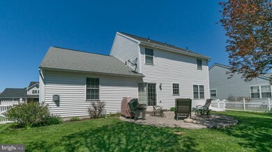 1019 Leanne St, Reading, PA 19605 - photo 5