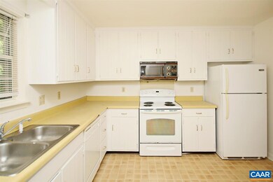 3020 White Oak Ln, Charlottesville, VA 22911 - photo 7