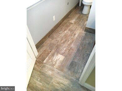 509 Kedron Ave, Folsom, PA 19033 - photo 5