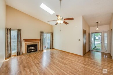 1728 Ranchview Dr, Naperville, IL 60565 - photo 2