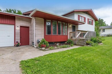 1803-Sherbrook-Way-Haslett-MI-48840-wind