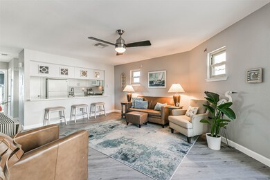 Spacious living room