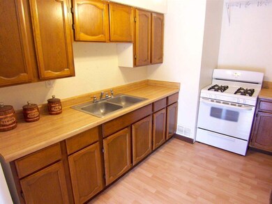 3007 W 69th St, Davenport, IA 52806 - photo 3
