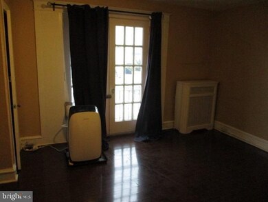 2339 W Marshall Rd unit 2ND FLOOR, Lansdowne, PA 19050 - photo 6