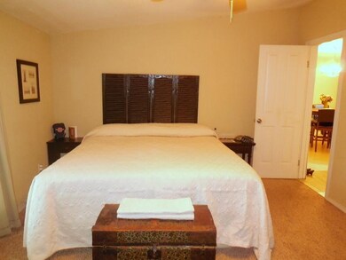 Master Bedroom2