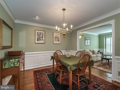 465 Chandlee Dr unit 211, Berwyn, PA 19312 - photo 5