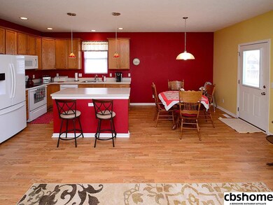 904 Summit Ridge Dr, Papillion, NE 68046 - photo 6