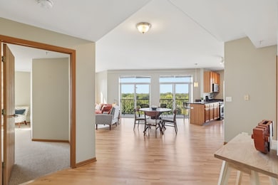 515 Main St unit 709, Evanston, IL 60202 - photo 4