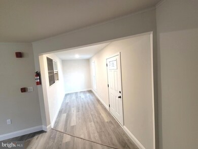 36 W Lancaster Ave unit 6, Downingtown, PA 19335 - photo 5