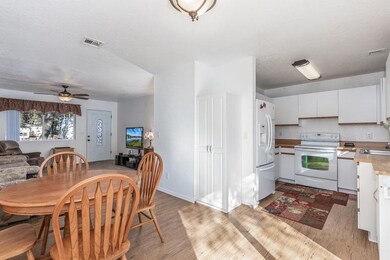 Dining Area & Kitchen