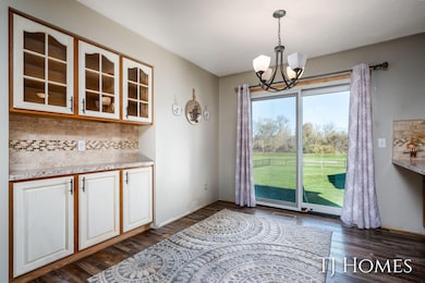 14-web-or-mls-4351 Hickory View Ct-14