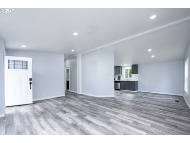 Living Room/Dining Room