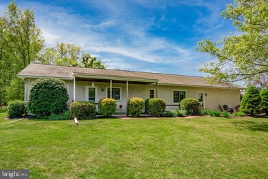 1133 W Campbell Rd, Green Lane, PA 18054 - photo 5