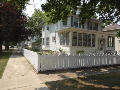 Corner lot