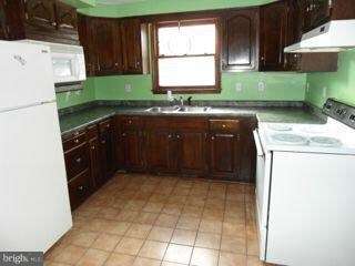 53 Honeysuckle Rose Dr, Harpers Ferry, WV 25425 - photo 7