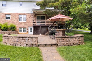 3418 Eisenbrown Rd, Reading, PA 19605 - photo 7