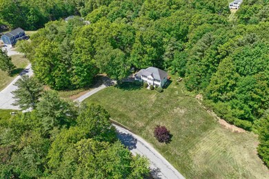 10 Chandler Dr, Londonderry, NH 03053 - photo 2