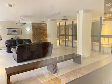 Coronet Hall unit 8P, Jamaica, NY 11432 - photo 7