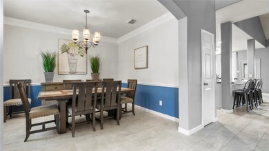 Room for the entire family in this dinning room