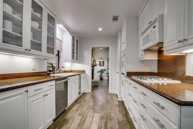 2826 Lawtherwood Place, Dallas, TX 75214 - photo 3