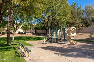 575 E Yvonne Ln, Tempe, AZ 85284 - photo 5