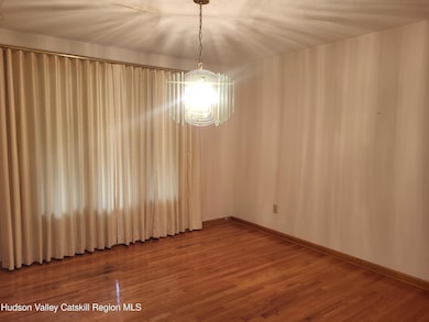 2 Shadowbrook Dr, Clifton Park, NY 12065 - photo 5