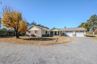 602 Moore Rd, Charleston, TN 37310 - photo 3