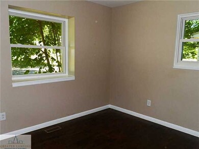 3913 Stillwell Ave, Lansing, MI 48911 - photo 3
