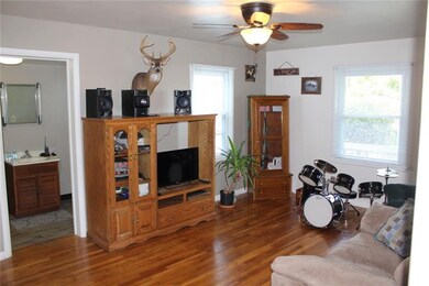 150 S Maple St, Mercer, PA 16137 - photo 6