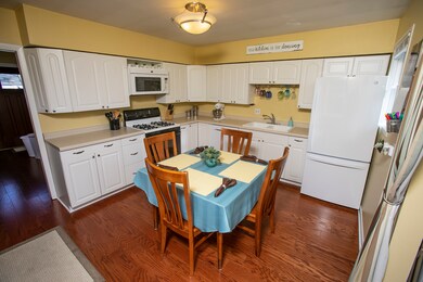 3103 Fremont St, Rolling Meadows, IL 60008 - photo 7