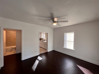 2402 Caplin St, Houston, TX 77026 - photo 5