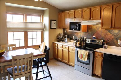 111 Spring Water Ct, Whiteland, IN 46184 - photo 5