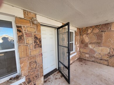 217 E Oak St, Winslow, AZ 86047 - photo 6